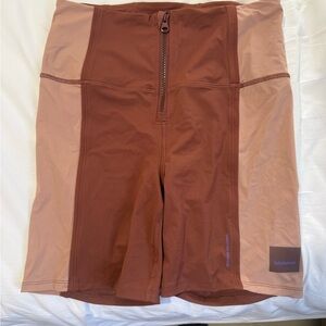 lululemon two-tone brown and light brown bike shorts with front zipper